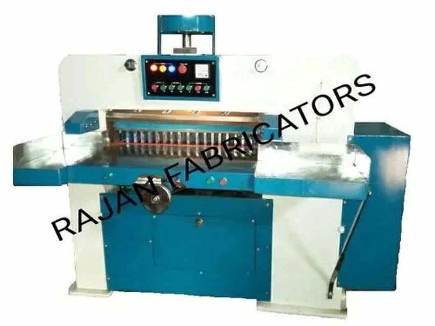Rf Semi Automatic Notebook Paper Cutting Machine Size 37" Inches, Model Name/number: R-37