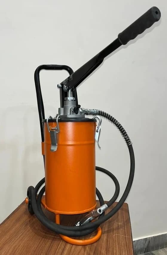 Grease Gun Bucket