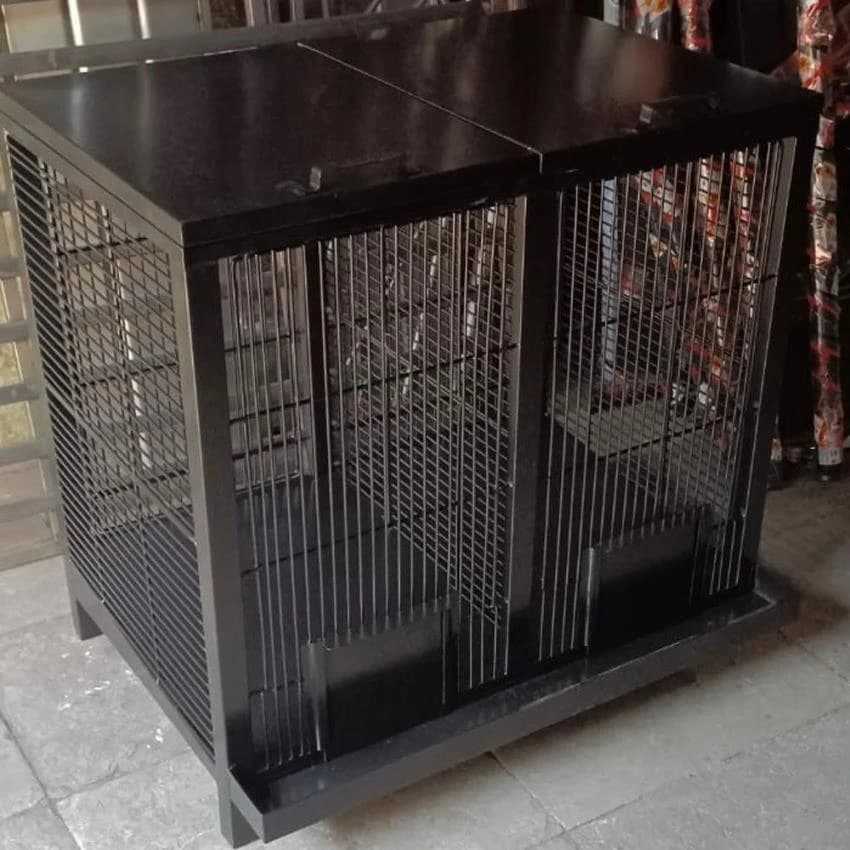 Black Stainless Steel Animal Cage, Size/Dimension: 4x3 Feet (lxw)