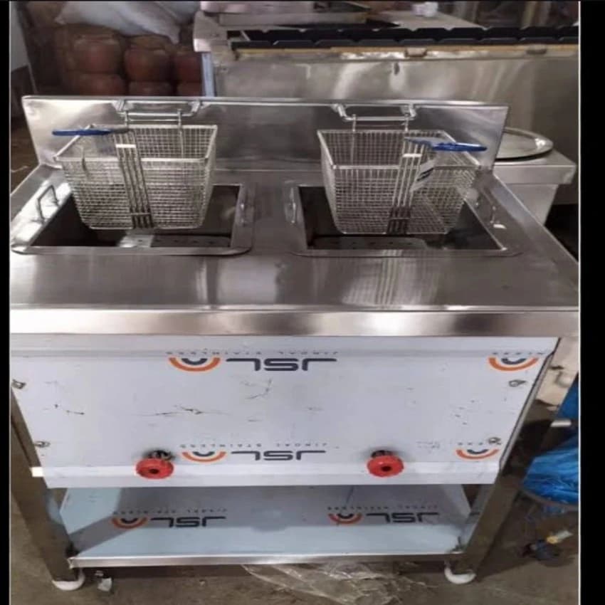 Double deep fryer in gss