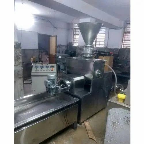Ss Polished Automatic Macaroni Making Machine, 20 Kw, Capacity: 150 Kg Per Hr