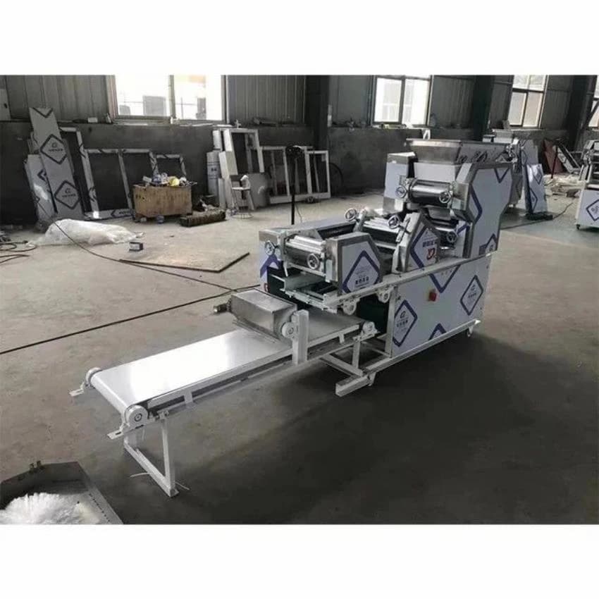 M.s & S.s Noodles Chowmein Making Machine, Capacity: 250 & 300 Kg Hr, 750-800
