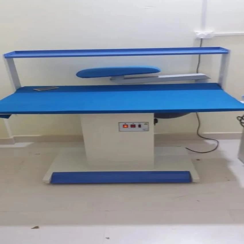 Blue Utility Vacuum Ironing Table, For Steam Iron, Size: 2.5 To 4 Feet