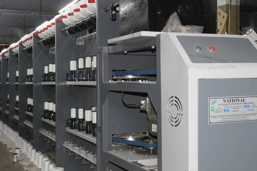 S-N-Z Yarn Covering Machine, Up To 18000 Rpm