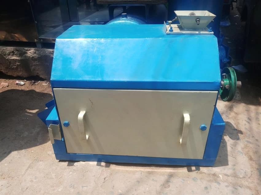 Dal Polishing Machine
