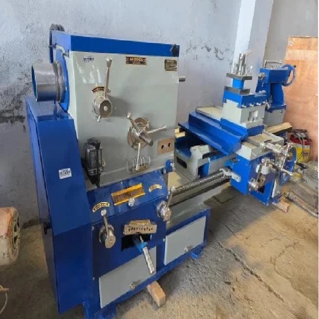 Paras 10 Feet Medium Duty Lathe Machine - Production & Export Shops