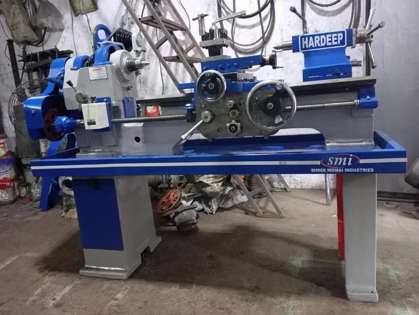 4.5 Feet Light Duty Lathe Machine