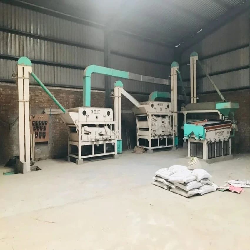 Single Phase Automatic Gravity Separator, 5 HP, 20 ton/day