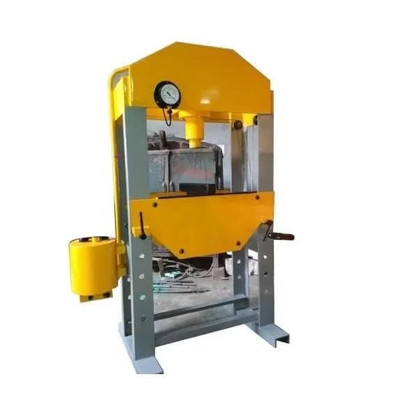 Paras 30 Ton Hydraulic Press Machine