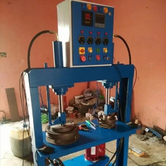 Semi Automatic Double Die Paper Plate machine