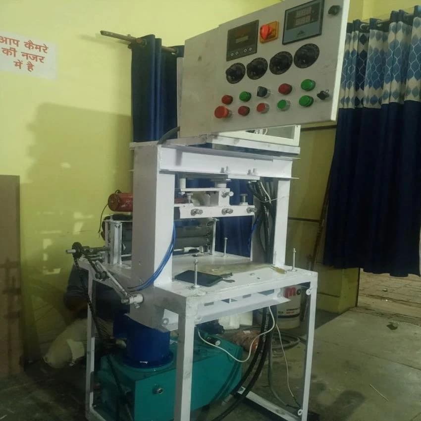 Mild Steel Semi Automatic Hydraulic Disposable Plate Making Machine, Capacity(T): 10 Ton, Production Capacity: 1500 plate/hr