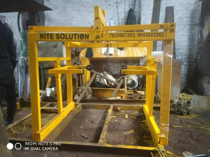Tow Tractor Mechanical Scissor Grab