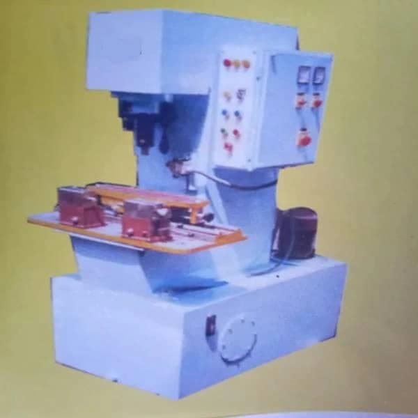 Hydraulic Straightening Machine