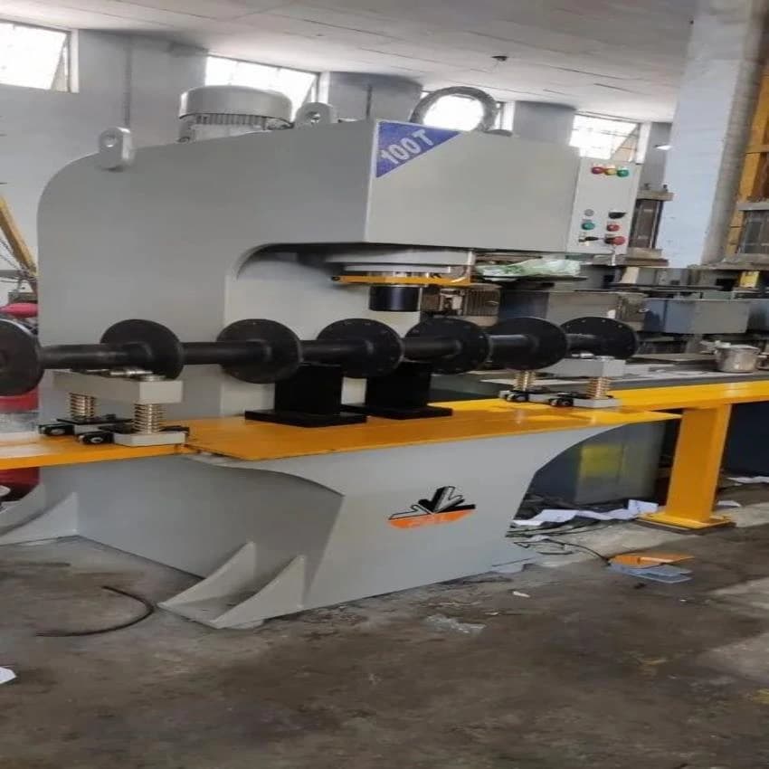 Mild Steel Hydraulic Straightening Machine - C Type, Max Force Or Load: 100 Ton