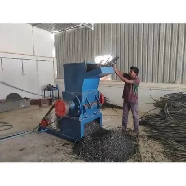 Plastic Crushing Machine