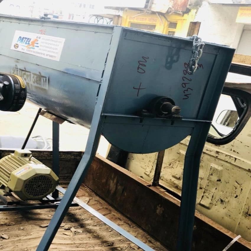 Automatic Feed Mixer Machine, 200 Kg Per Hour