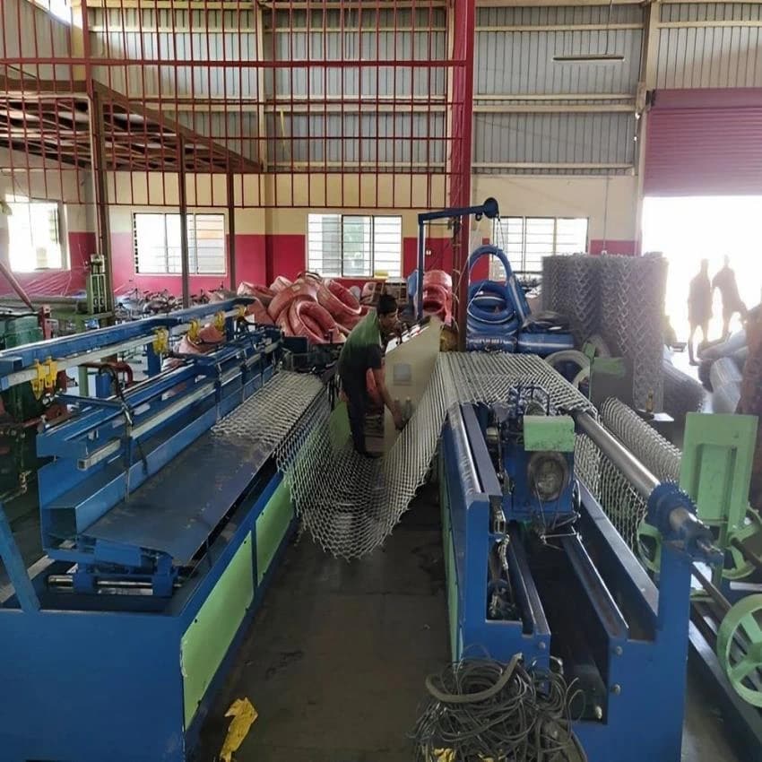 Fully Automatic Chain Link Fencing Machine, upto 3 HP
