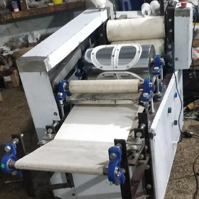 Samosa patti machine