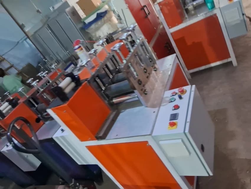 Semi Automatic Sanitary Pad Packing Machine (4000 Piece/hour)