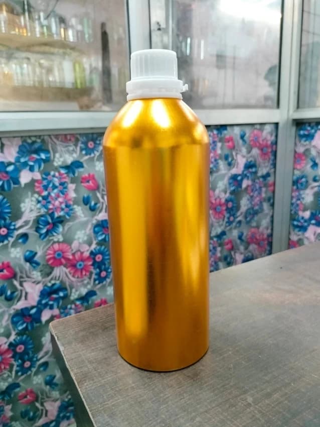 Golden/Silver Round Anodized Aluminium Bottle, For Essential oils, Capacity: 1 L