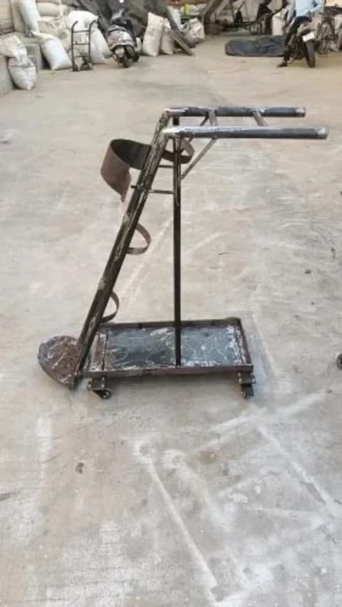 Oxygen Gas Cylinder Trolley