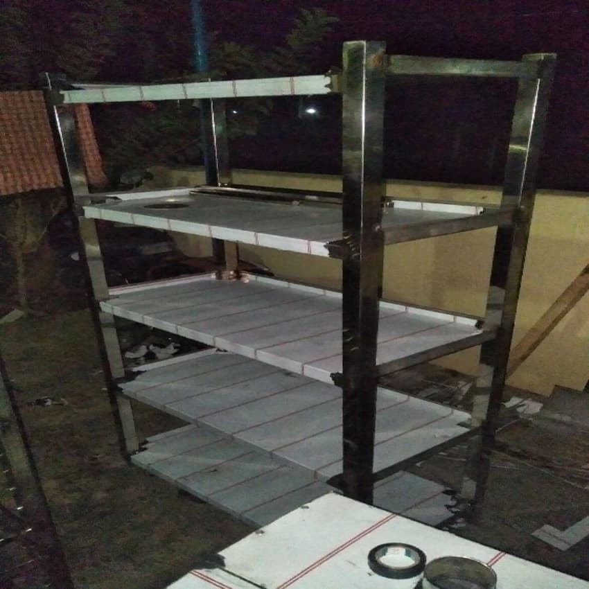 80kg Stainless Steel 5 Tier Storage Rack, For Hotel