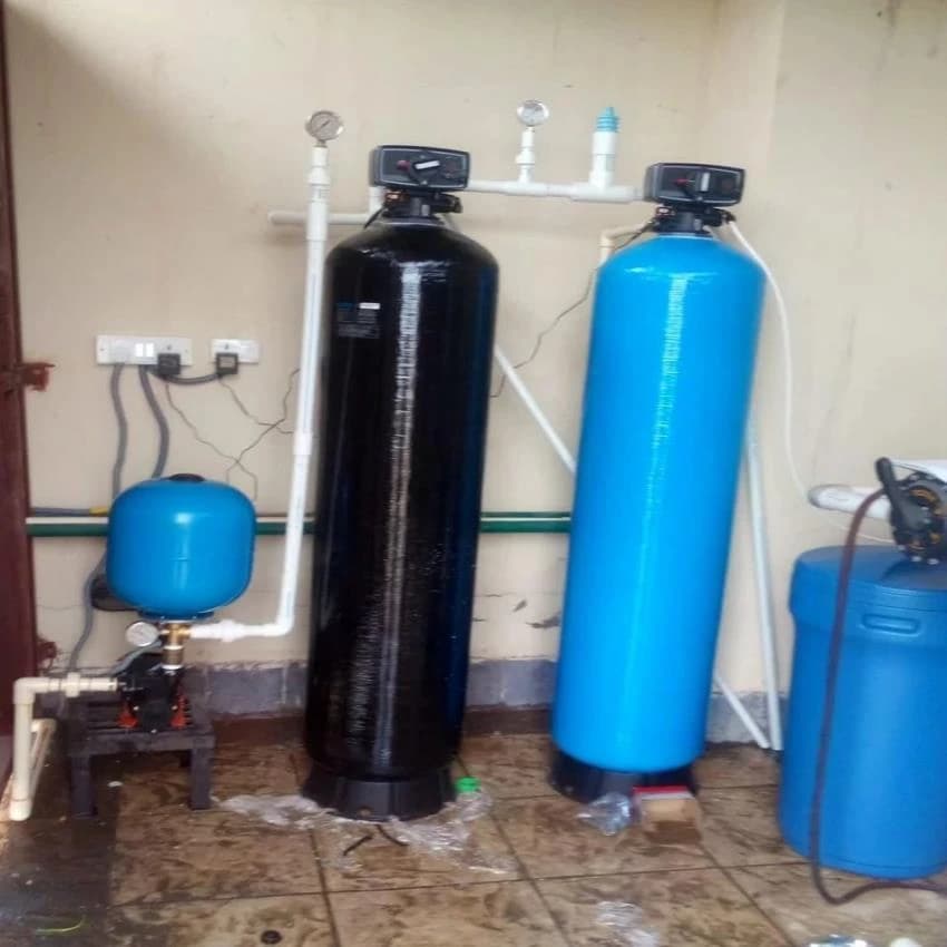 Automatic 2000 LPH Water Softener plant, For Commercial