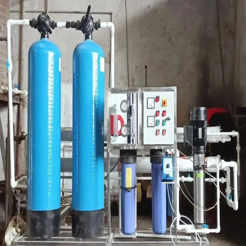 FRP 1000 LPH Commercial RO Plant