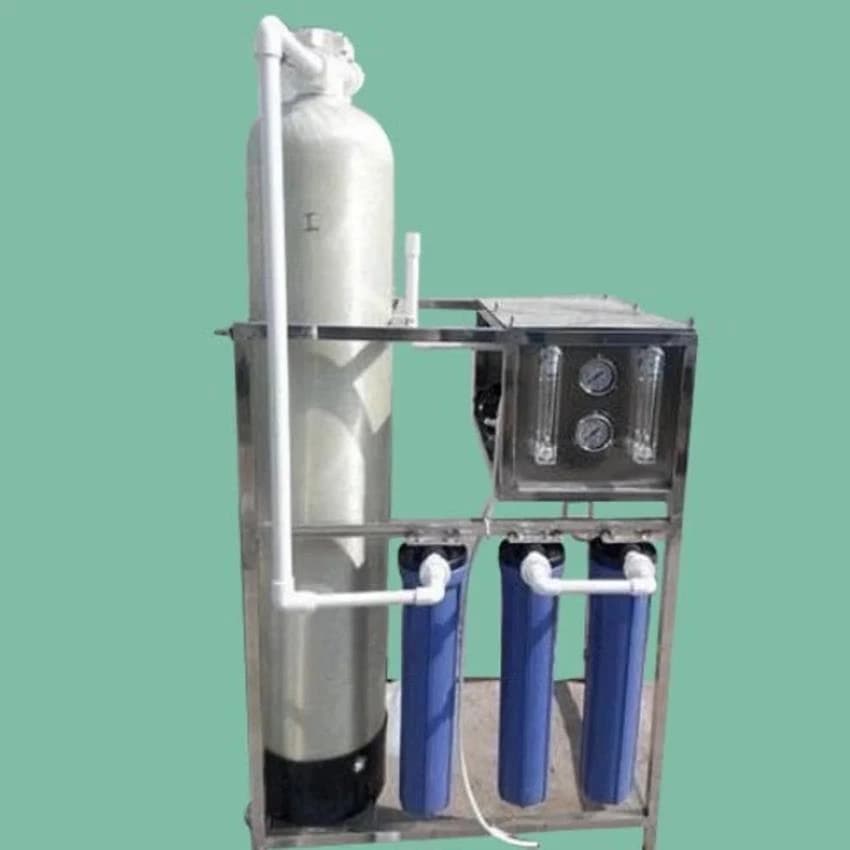 500 LPH RO Water Treatment Plant, FRP
