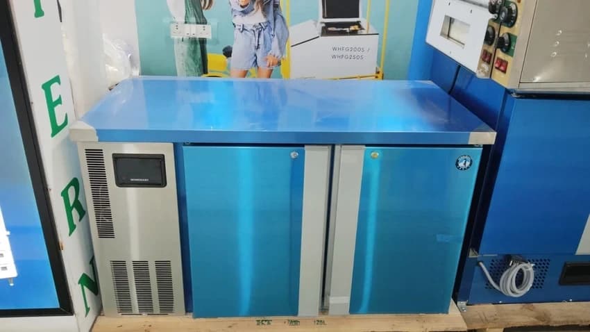 Hoshizaki 2 Door Under Counter Freezer