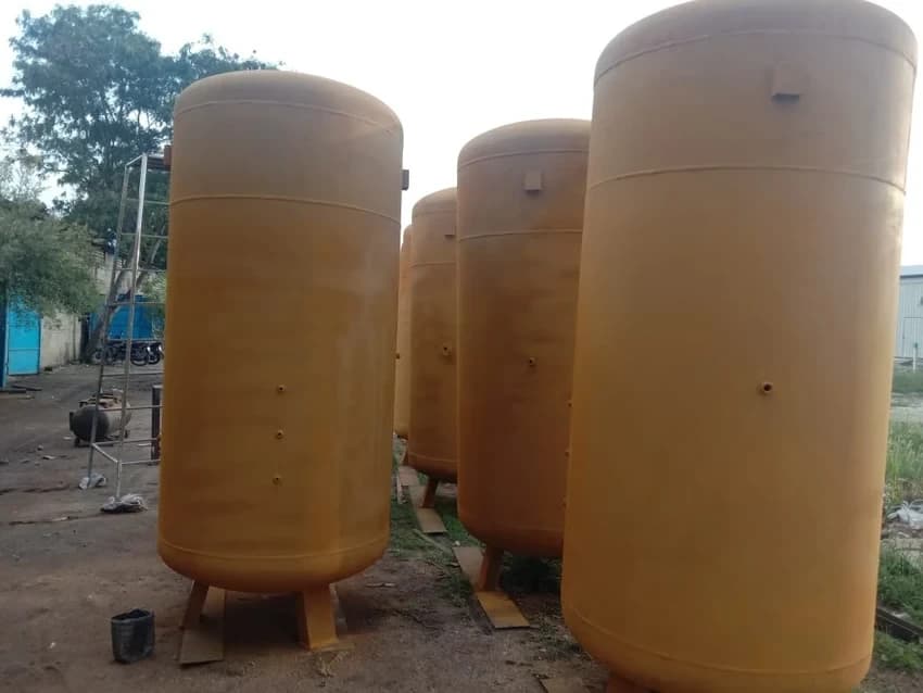 Stainless Steel Cylindrical Storage Tank