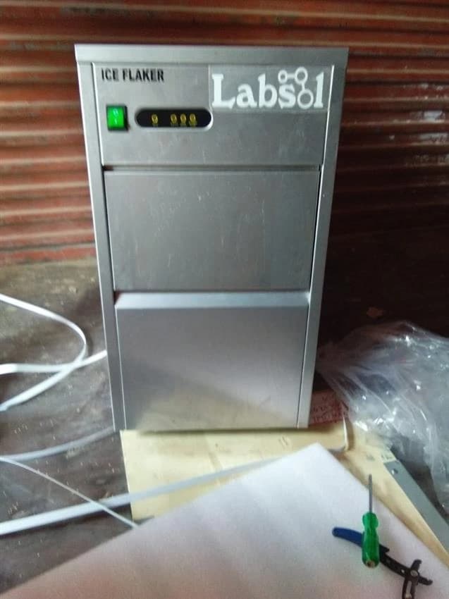 Industrial Ice Maker, Capacity: 30Kg, 50Kg,100Kg