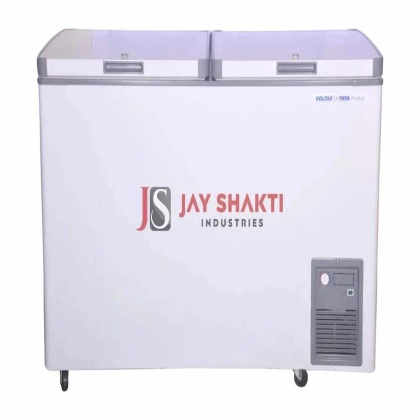 320L Double Door Voltas Deep Freezer, Hard Top Chest