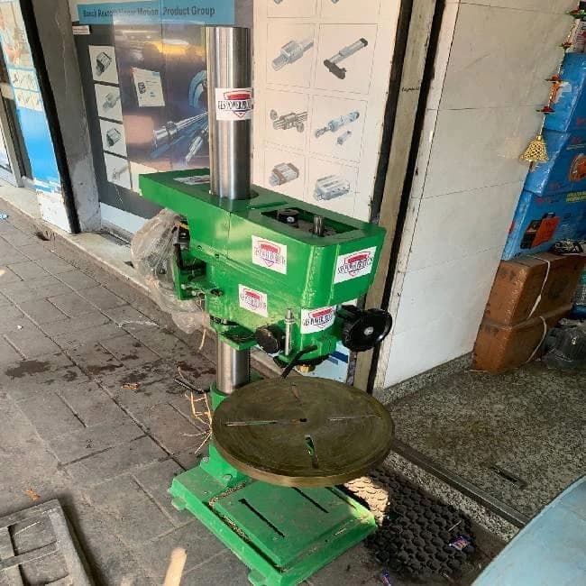 Geared pillar bench drill machine