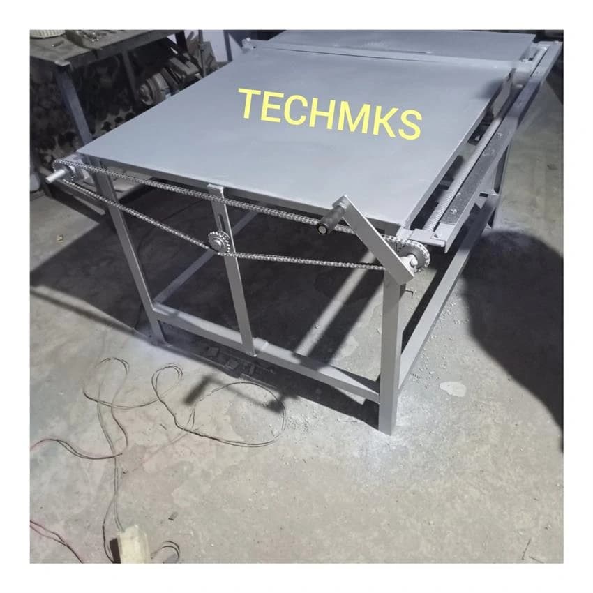 Chain and screw industrial table saw