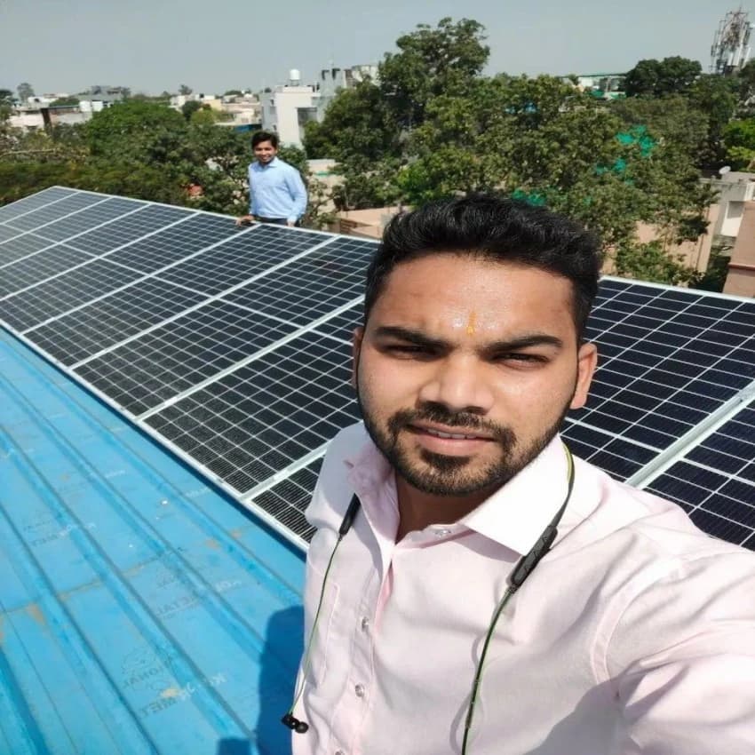 On Site Offline Epc Services For Solar Power Plant, Model Name/Number: Adani/Waaree