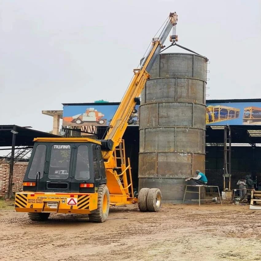 Hydraulic Crane Rental Service