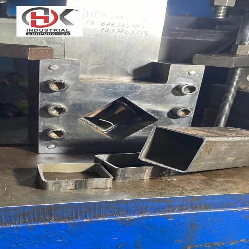 Square Pipe Cutting Dies