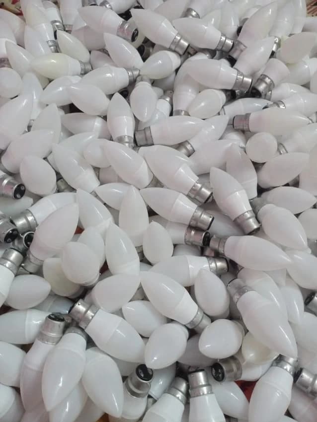 Warm White Decorative candle Lights, 3 W
