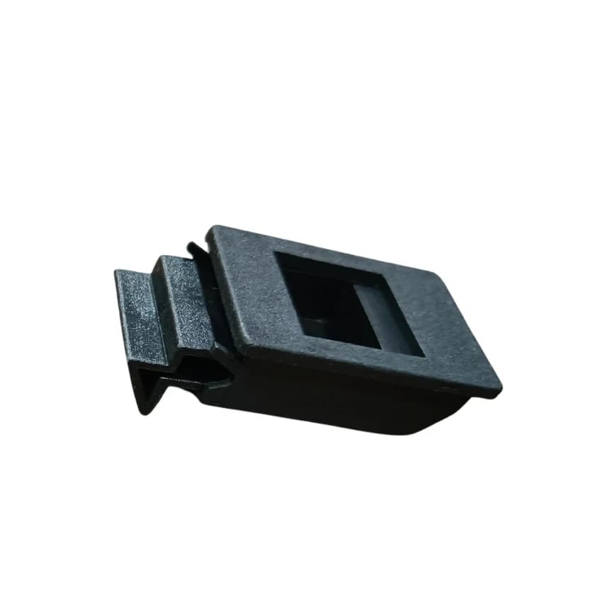 Polyamide Snap Latches