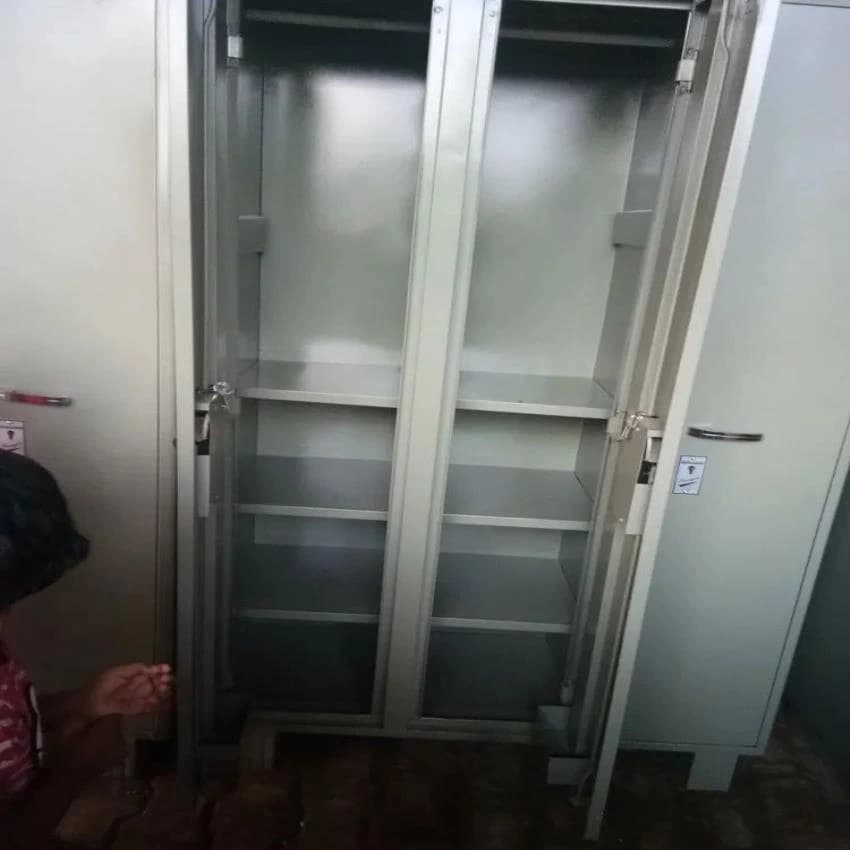 Mild steel Pad Loc Rashmi MS Staff Locker, For Industrial, No Of Lockers: 2
