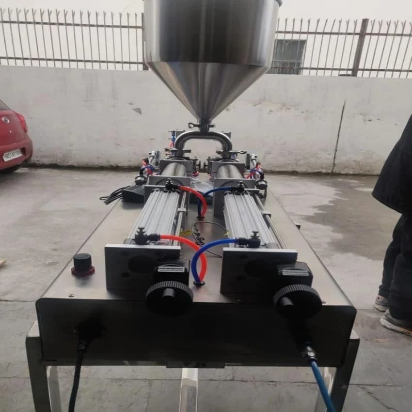 Two Head Liquid Filling Machine