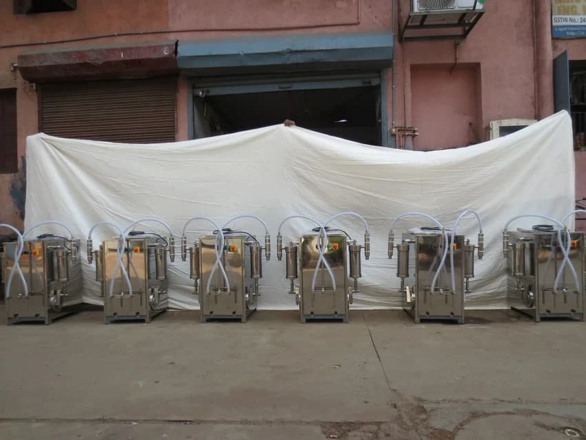 Semi Automatic Shampoo Filling Machine