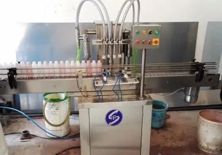 Piston Litchi Juice Filling Machine, Model Number/Name: SNR LJFM