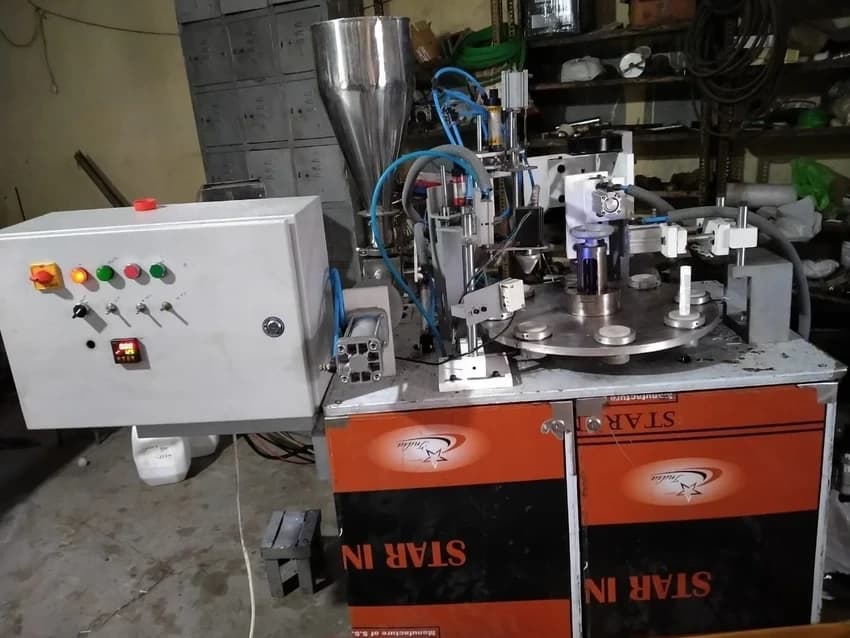 Automatic Tube Sealing Machine, Capacity: 10 tube/min