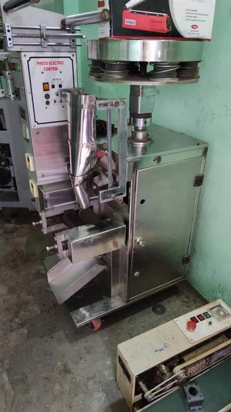 Detergent Packing Machine, Automation Grade: Semi-Automatic, 20 BPH