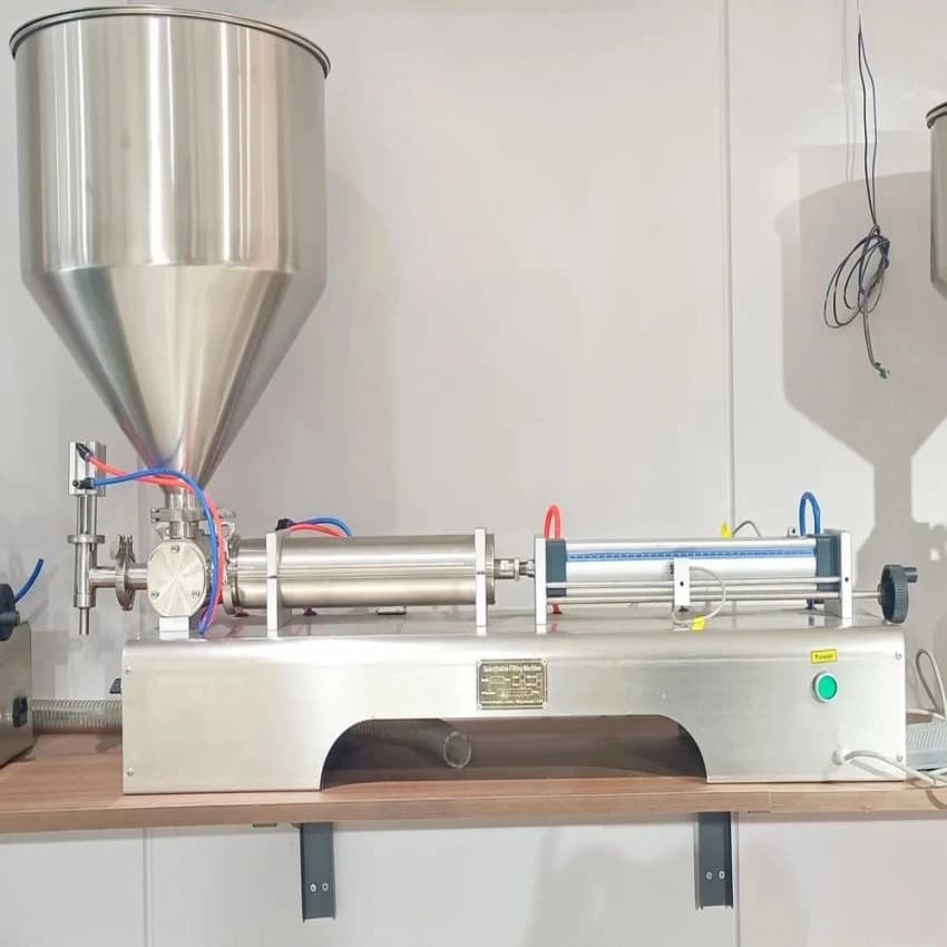 Paste Filling Machine, Capacity: 2000 Piece/Hr