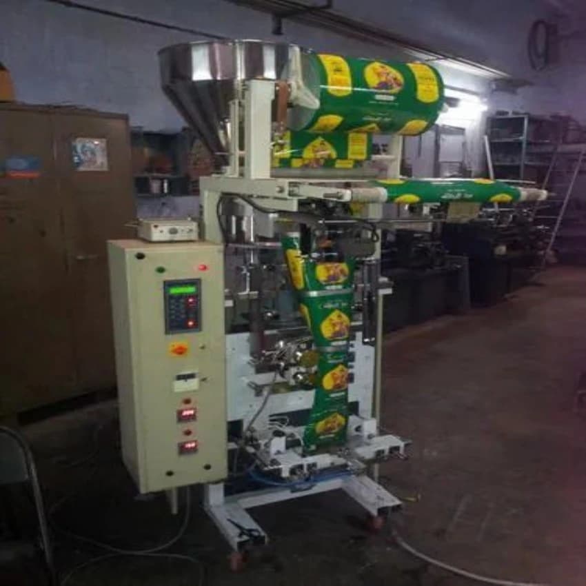 Granule Pouch Packing Machine