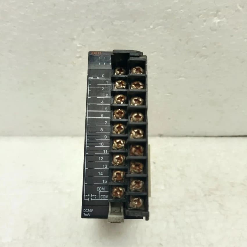 Omron Input Unit Cj1w Id211