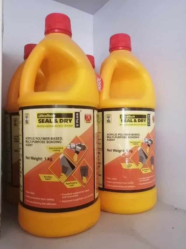 Ultratech Seal & Dry 5 Plus Milky White Liquid Acrylic Bonding Agent (20 L)
